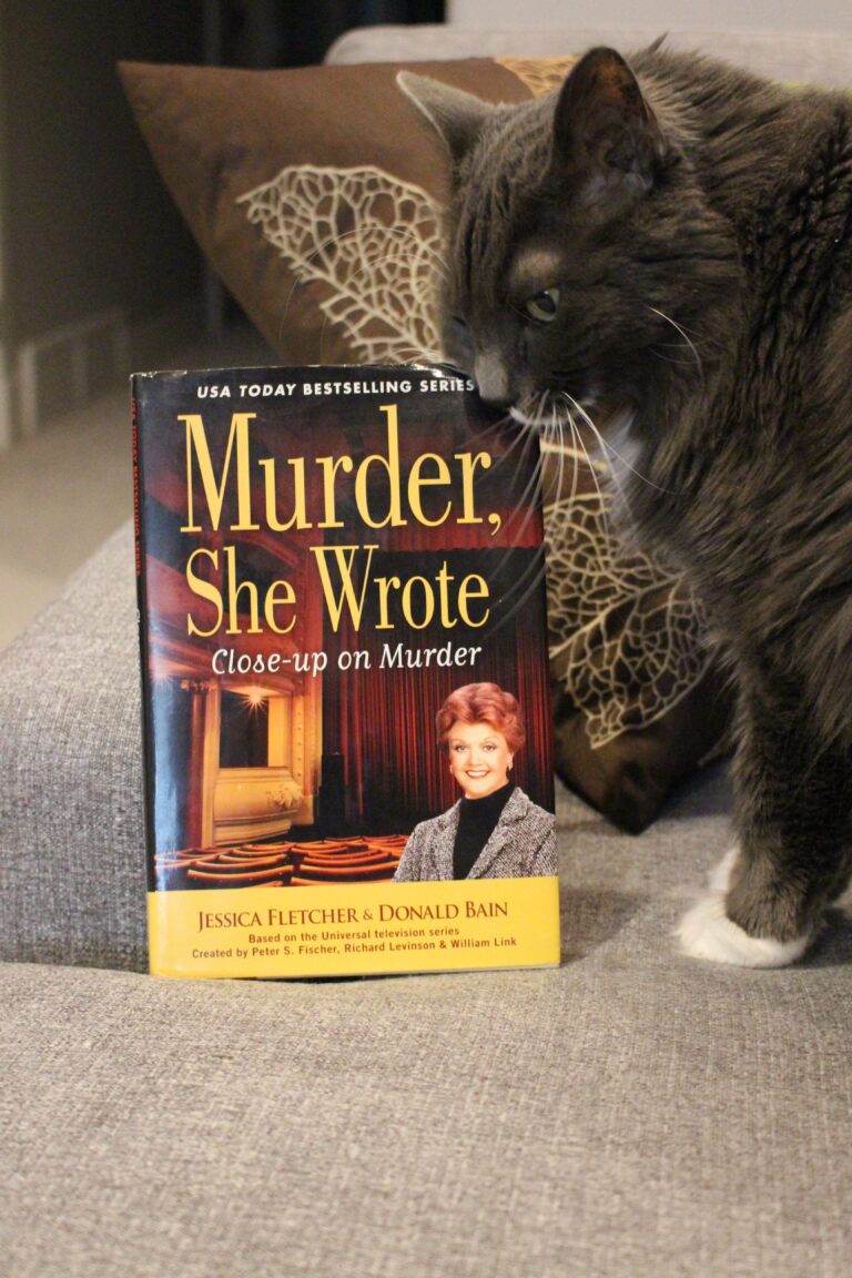 Book Review: Close-up on Murder: A Murder, She Wrote Mystery