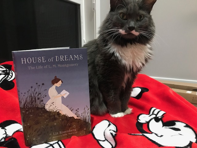 Book Review: House Of Dreams, The Life of L.M. Montgomery by Liz Rosenberg, Illustrated by Julie Morstad